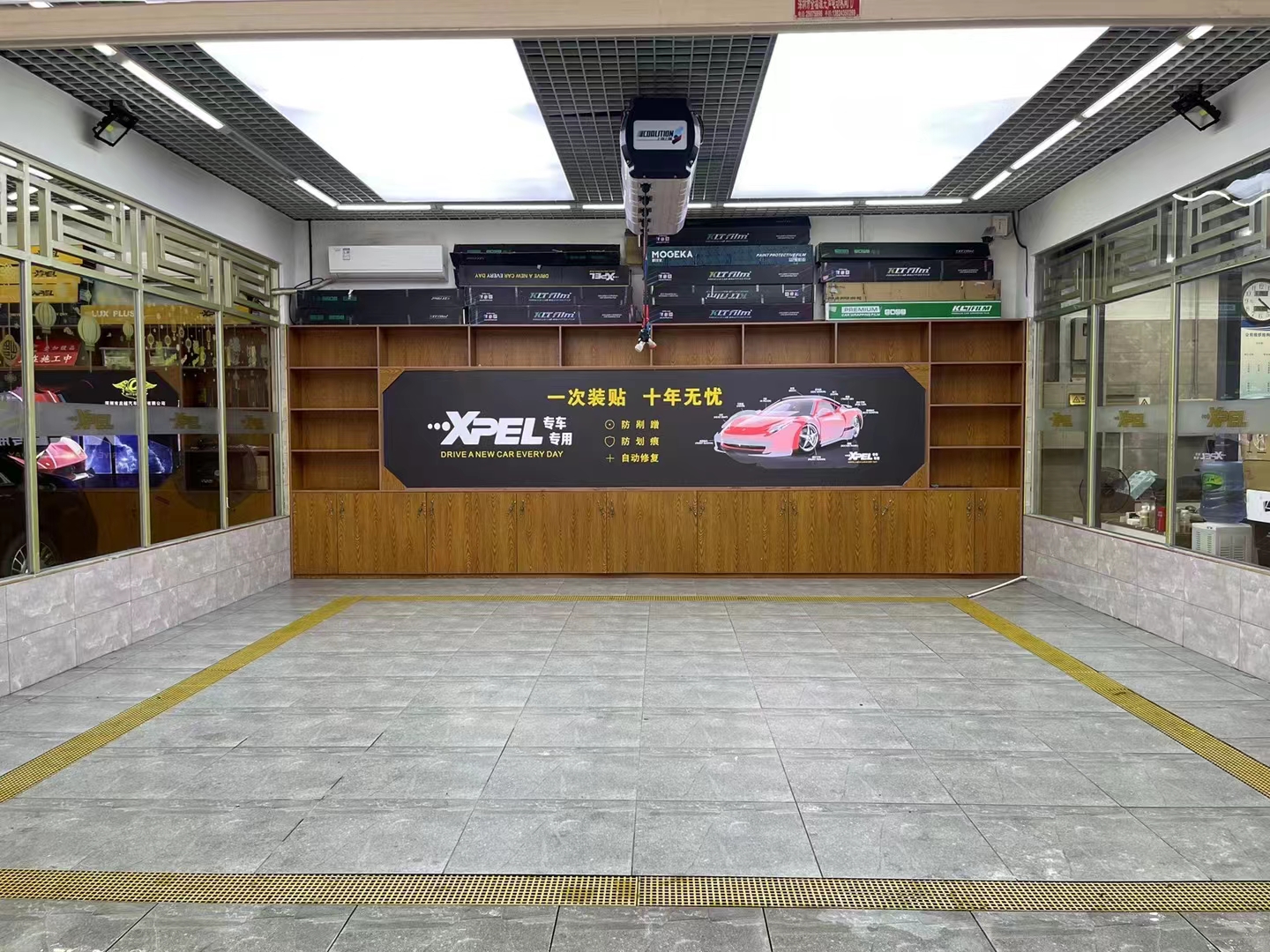 啟越匯汽車