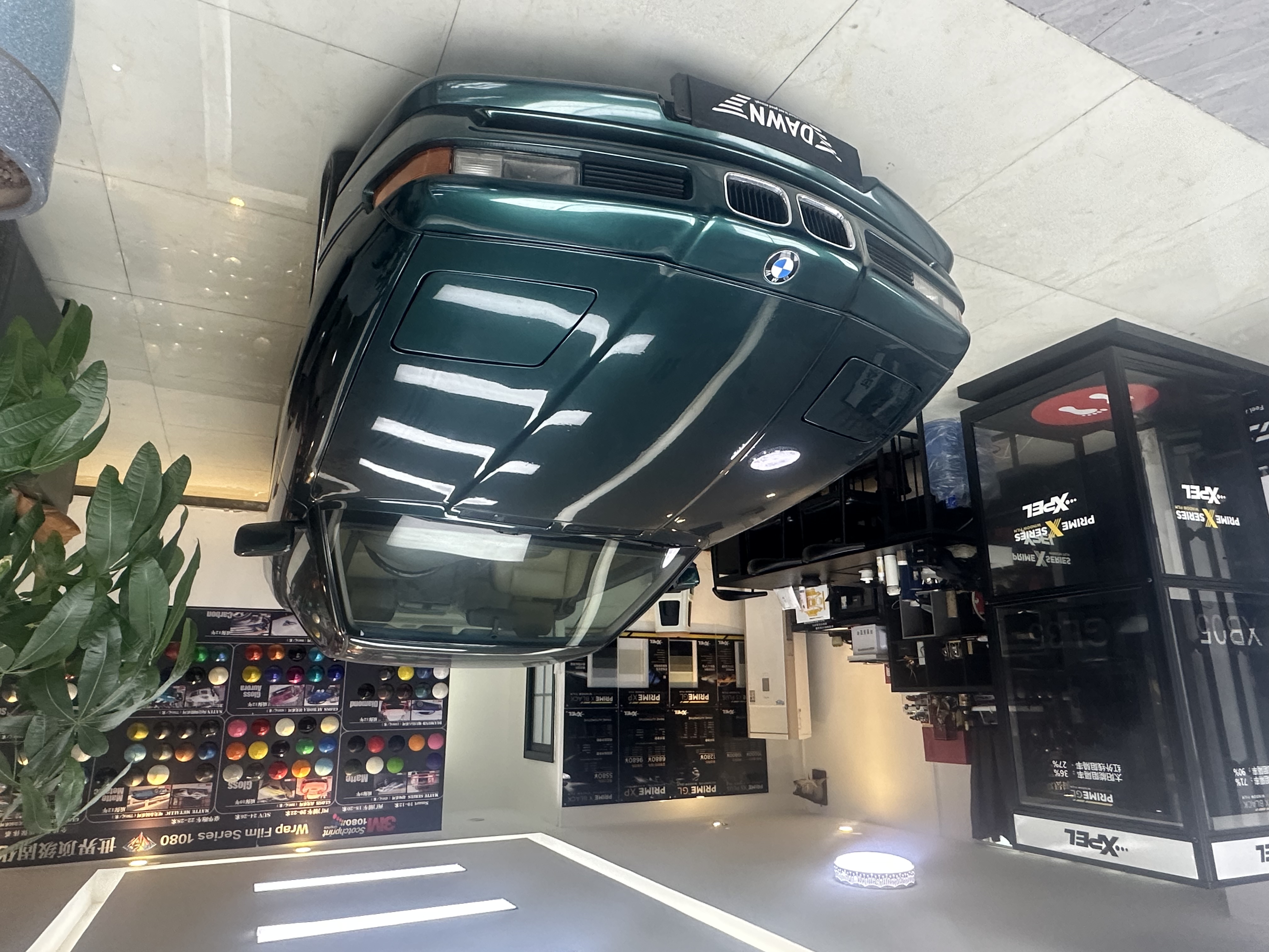 天潤曜影汽車