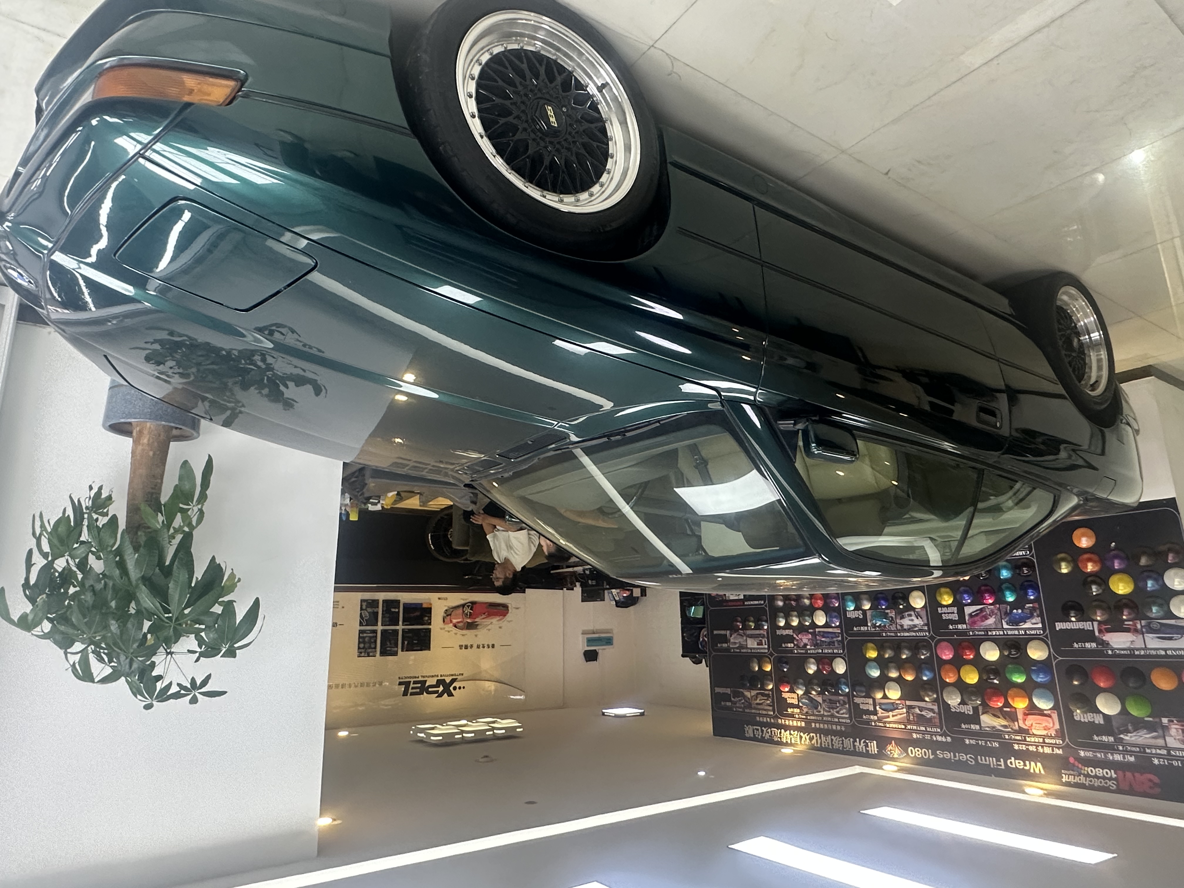 天潤曜影汽車