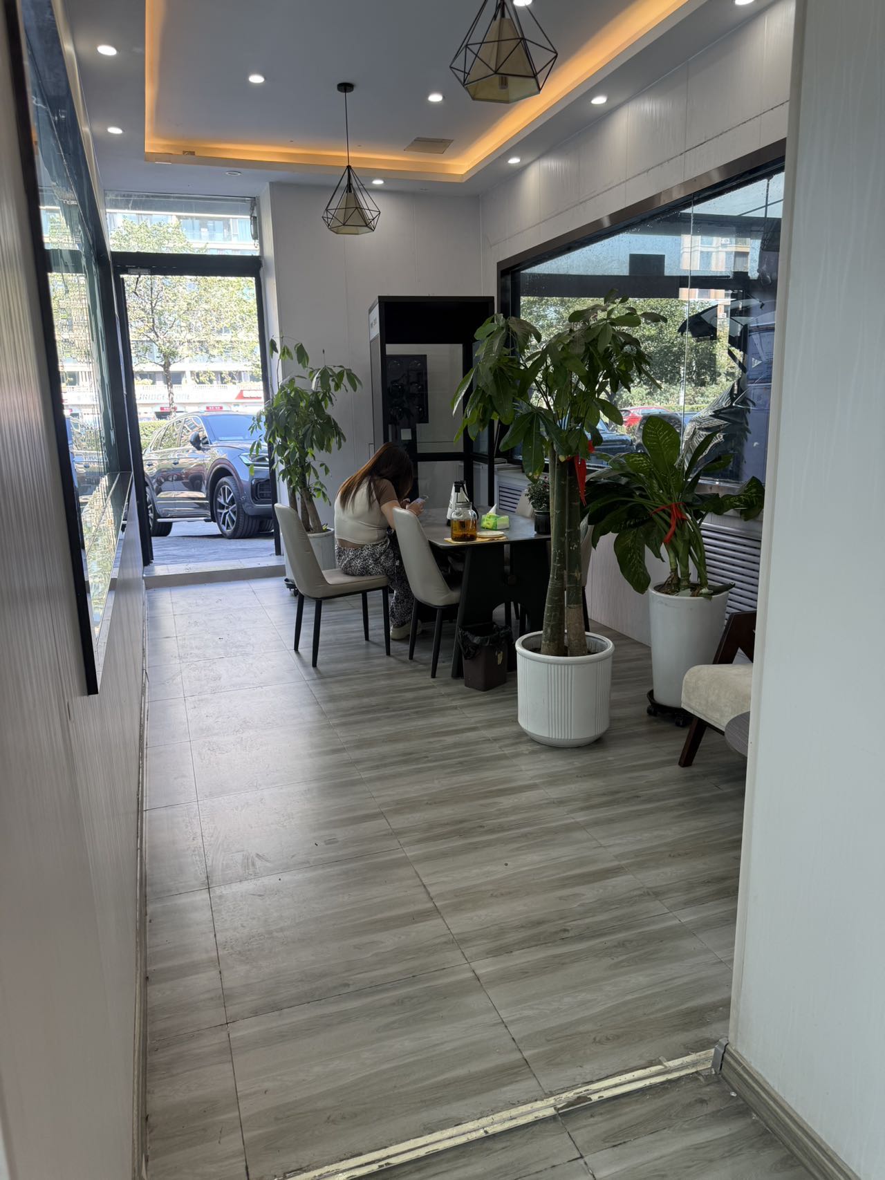XPEL汽车保护膜致青春授权店
